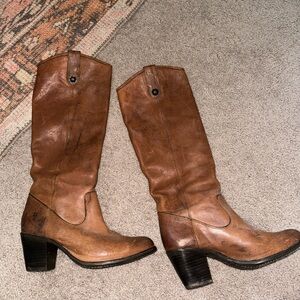 Frye Jackie button women’s brown leather boots